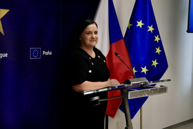 Konferenci: Právní stát v Česku moderovala Monika Krejčí, manažerka vnějších vztahů TI, 21. července 2026, Praha | fotografie: Natalie Pfleger, TI